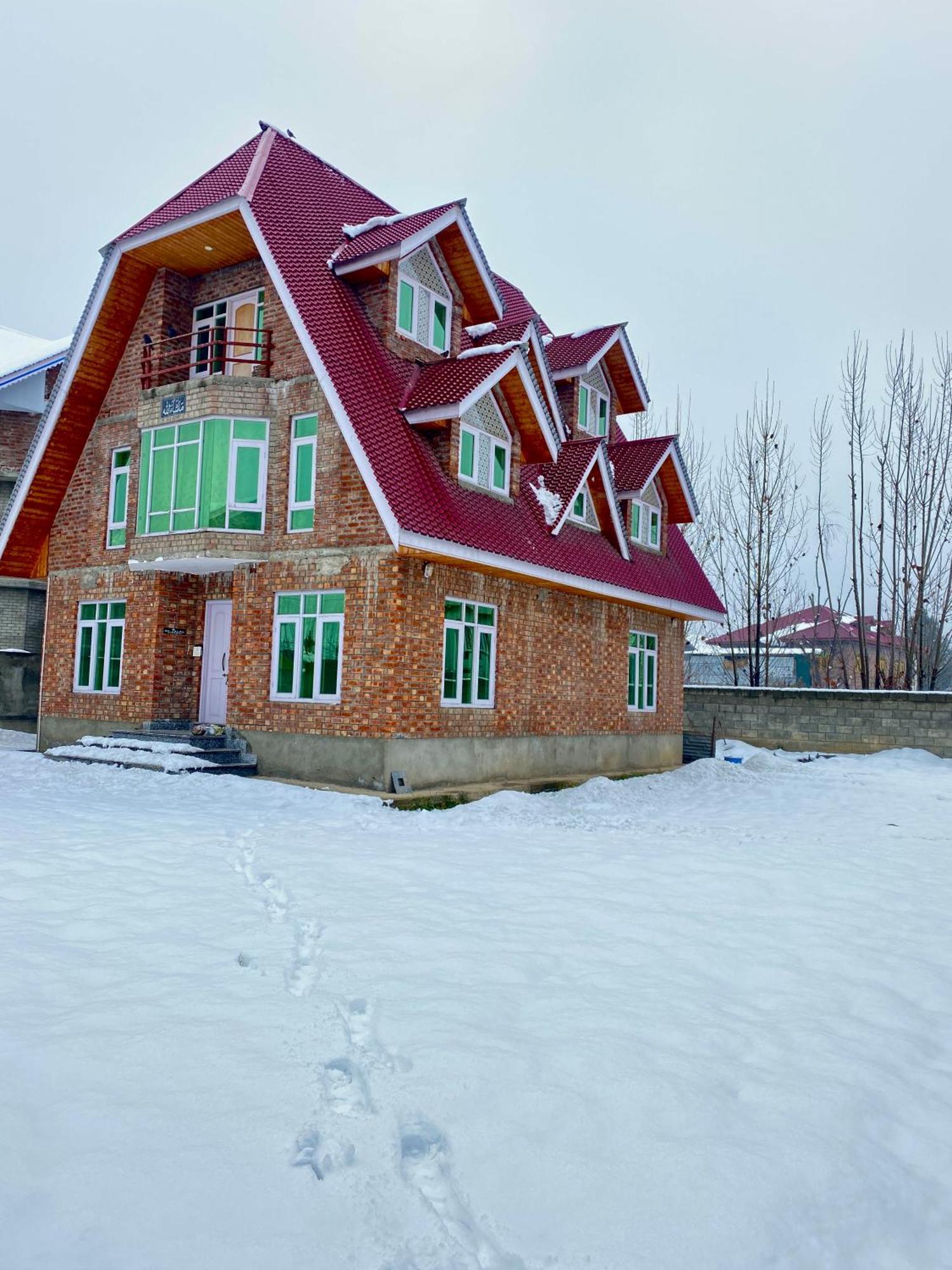 Al Jalal Resort Srīnagar 外观 照片